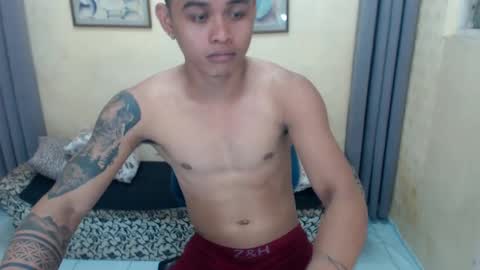 Snapshot of hunkdanny chatting on January 22, 2025, 11:12 am Danny online show from January 22, 2025, 11:12 am