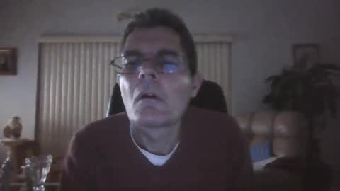 hunkmasclefad458 online show from April 20, 2026, 4:37 am