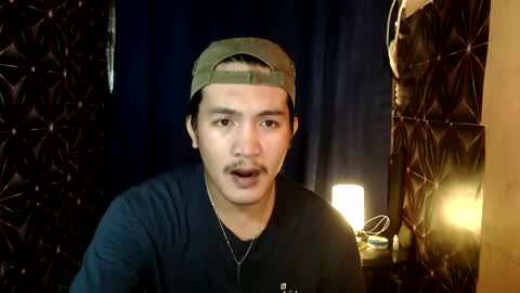 hunkylloyd online show from December 6, 2024, 1:00 pm