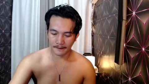 hunkylloyd online show from February 3, 2025, 5:18 am