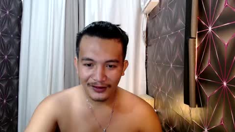 hunkylloyd online show from February 23, 2025, 7:00 am