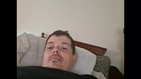 Snapshot of huntdog1221 chatting on June 6, 2026, 10:58 pm huntdog1221 online show from June 6, 2026, 10:58 pm