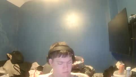 hunter_lust97 online show from May 3, 2026, 1:33 am