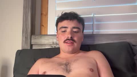 Snapshot of hunterbentleyy chatting on September 8, 2025, 10:20 pm Hunter online show from September 8, 2025, 10:20 pm