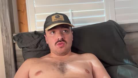 Snapshot of hunterbentleyy chatting on September 29, 2025, 10:36 pm Hunter online show from September 29, 2025, 10:36 pm