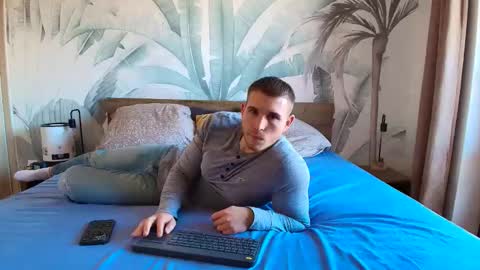 Hunter Bridges online show from November 7, 2025, 11:10 am