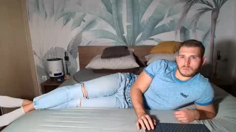 Hunter Bridges online show from November 20, 2025, 3:23 pm