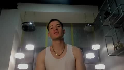 hunterheat_ online show from September 24, 2025, 11:46 am