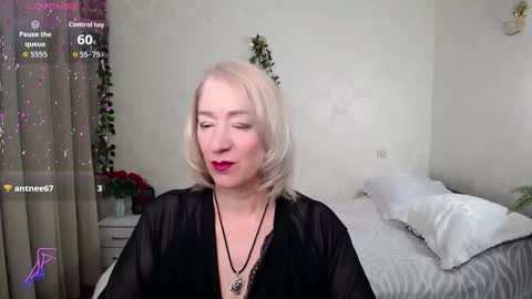 Irena online show from November 24, 2025, 2:06 pm