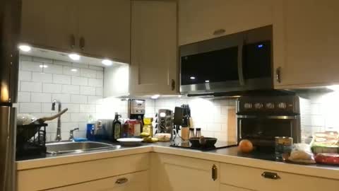 Goddess Hunyy online show from April 9, 2026, 5:51 pm