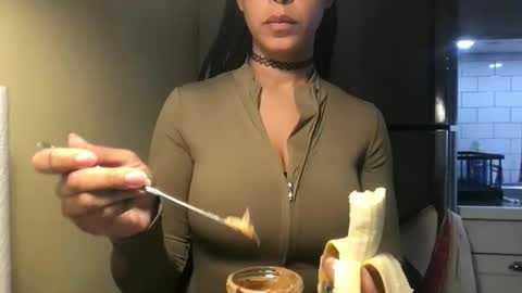 Goddess Hunyy online show from April 19, 2026, 10:45 pm