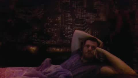 hurley7890 online show from December 1, 2025, 2:05 am