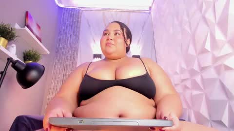 Hurren online show from February 24, 2025, 6:49 am