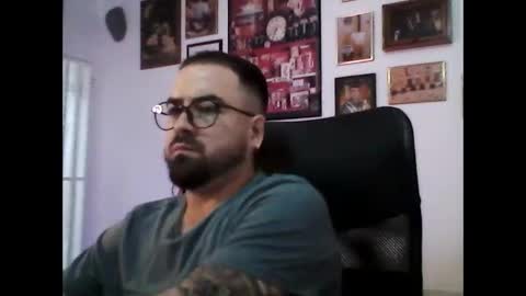 hurtadodirector online show from April 28, 2026, 1:15 am