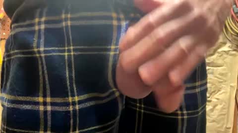 huskey300 online show from February 24, 2025, 2:58 pm