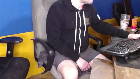 Huskyguy online show from February 9, 2026, 4:27 am