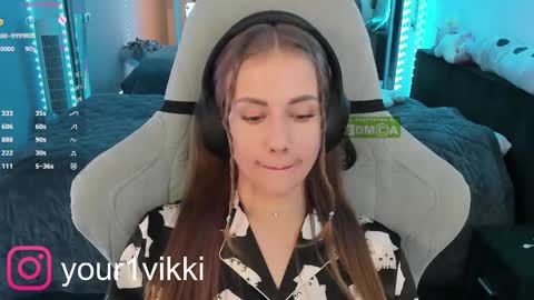 Vika online show from February 20, 2025, 10:37 pm