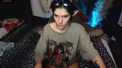 Snapshot of hyeon_jin chatting on January 13, 2025, 2:28 am Hyeon Jin online show from January 13, 2025, 2:28 am