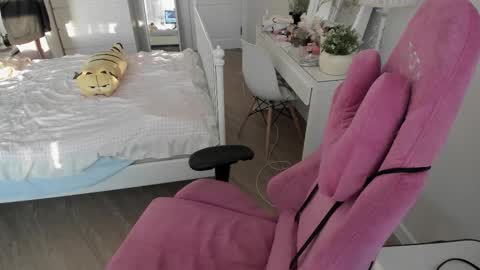 maru online show from October 20, 2025, 10:27 am