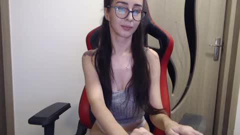 Emma Ava online show from February 21, 2025, 10:50 am