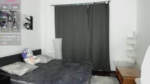 Kate online show from October 29, 2025, 2:08 pm