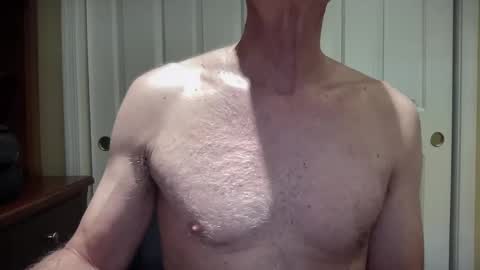 Snapshot of i8bgcq chatting on January 7, 2025, 6:56 pm The Talented Mr. DILFy online show from January 7, 2025, 6:56 pm