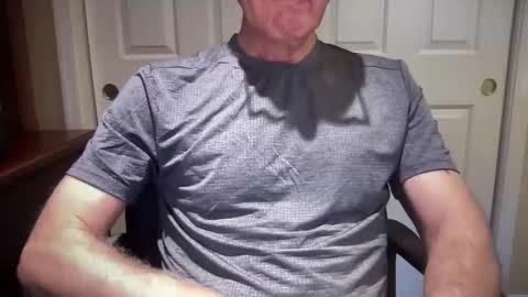 Snapshot of i8bgcq chatting on October 16, 2025, 4:30 pm The Talented Mr. DILFy online show from October 16, 2025, 4:30 pm