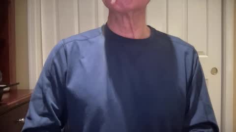 Snapshot of i8bgcq chatting on November 17, 2025, 3:40 pm The Talented Mr. DILFy online show from November 17, 2025, 3:40 pm