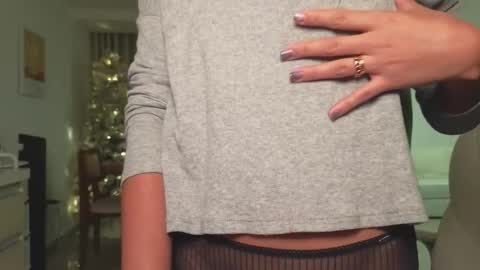 Kat online show from December 5, 2025, 1:14 am