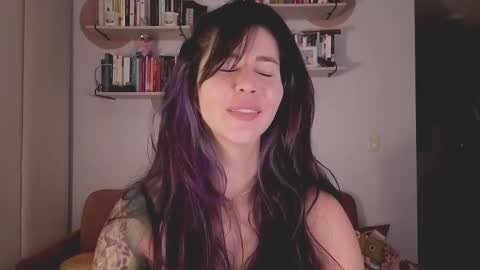 Lana Banana online show from November 14, 2025, 5:39 am