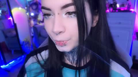 Asya  online show from December 21, 2025, 8:32 am