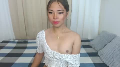 Snapshot of i_dont_bite69 chatting on June 14, 2026, 2:24 am 25tks and HIT ME UP OR GET ONE OF MY SOCIALS online show from June 14, 2026, 2:24 am