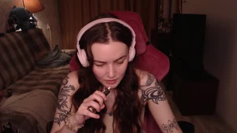 elisabeth online show from January 13, 2025, 1:49 pm