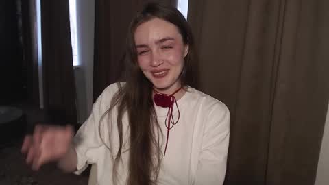 elisabeth online show from September 23, 2025, 1:47 pm