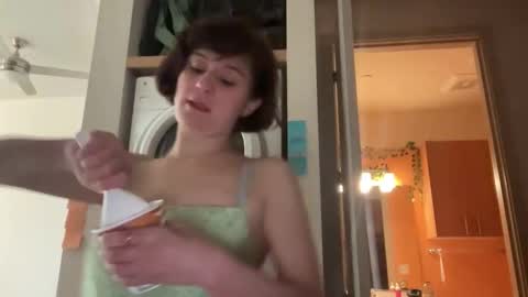 Snapshot of i_love_olive chatting on January 31, 2026, 9:02 pm Olive online show from January 31, 2026, 9:02 pm