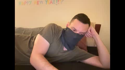 i o ro online show from January 8, 2025, 1:42 am