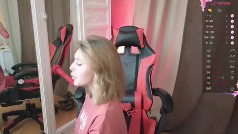 Snapshot of i_see_aysi chatting on October 22, 2025, 3:12 pm Aysi online show from October 22, 2025, 3:12 pm