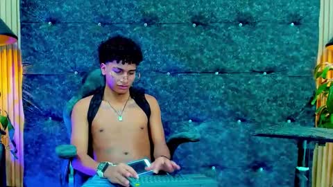 Snapshot of iaan_dalton_ chatting on October 23, 2025, 12:21 am iaan_dalton_ online show from October 23, 2025, 12:21 am