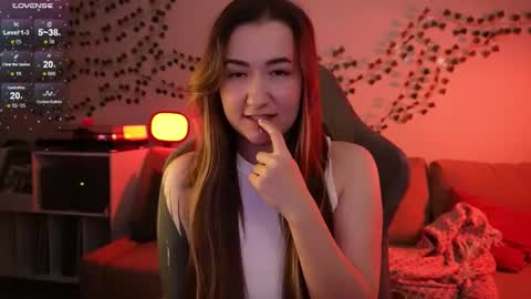 Meg  online show from October 20, 2025, 1:06 am