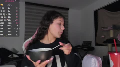 On instagram Imm  NikkiHelp me reach 100 likes online show from January 2, 2025, 5:35 am