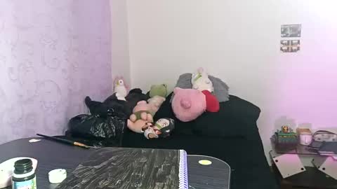 Zoe 3 online show from February 1, 2025, 1:23 am