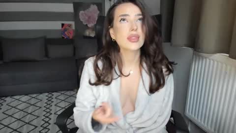 Baby Gal online show from October 14, 2025, 6:36 am