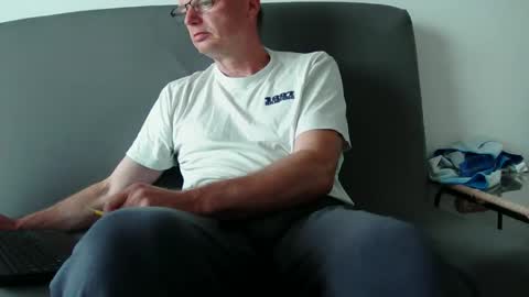 iamachim online show from September 25, 2025, 4:32 pm