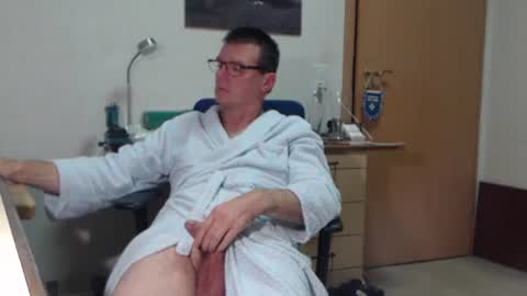 iamachim online show from November 6, 2025, 7:04 pm