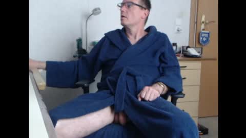 iamachim online show from June 12, 2026, 12:26 pm