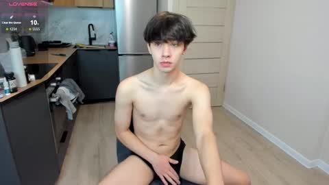 Cassie  STREAMS HERE EVERYDAY online show from October 1, 2025, 2:34 pm