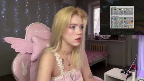 Cassie  STREAMS HERE EVERYDAY online show from February 25, 2026, 1:43 pm