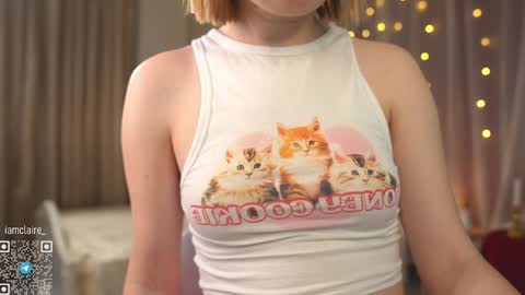 Snapshot of iamclaire_ chatting on December 7, 2024, 3:52 pm Claire online show from December 7, 2024, 3:52 pm