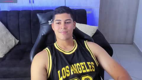 Snapshot of iamdylan777 chatting on February 27, 2025, 11:48 pm Dylan independent model online show from February 27, 2025, 11:48 pm