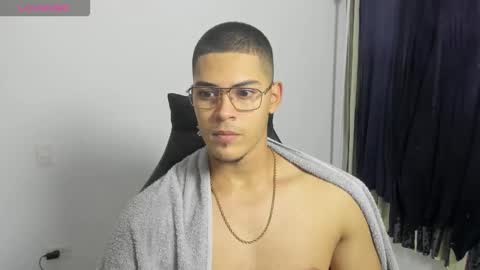 Dylan  independent model  online show from February 14, 2026, 7:38 am